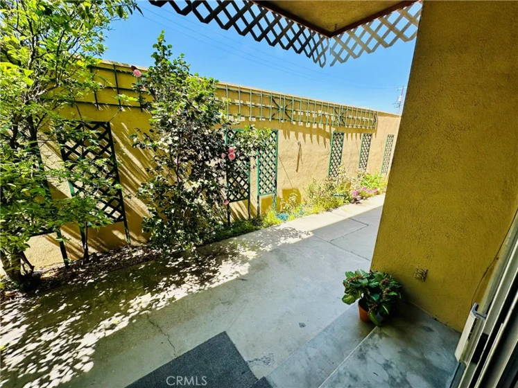 6225 Coldwater Canyon Avenue #117 photo 26