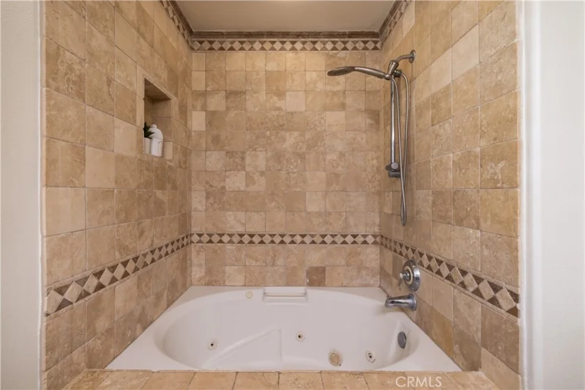 51 Bower Tree photo 19