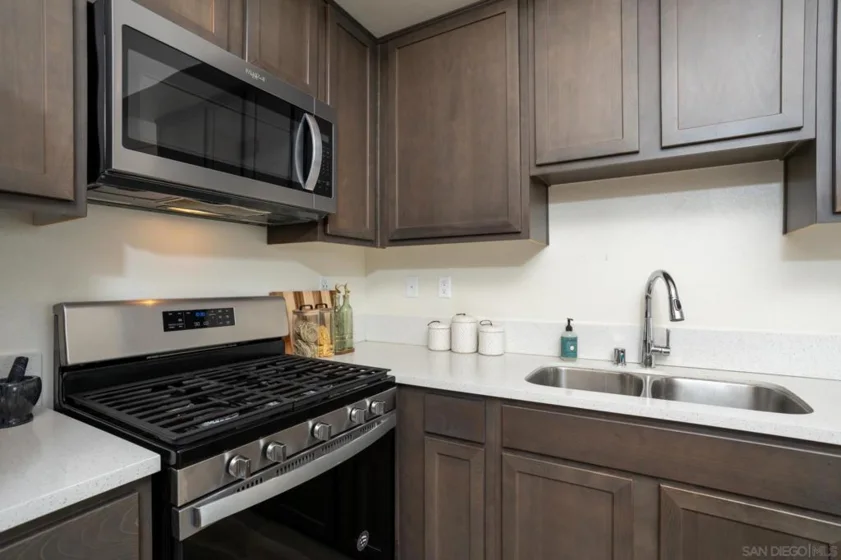 2024 Luzon Lane #5 photo 7