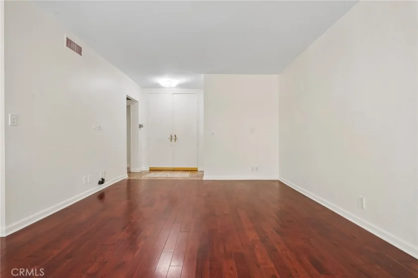 1131 Alta Loma photo 26