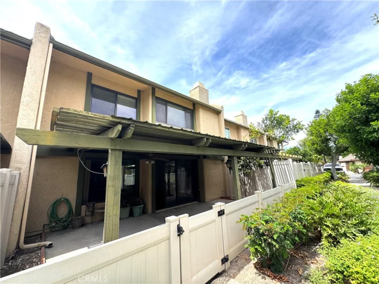 530 Berry photo 23
