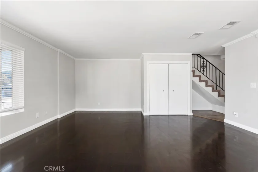 941 Elm #16 photo 9