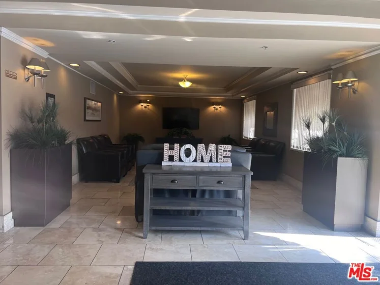 620 S Gramercy Place #339 photo 13
