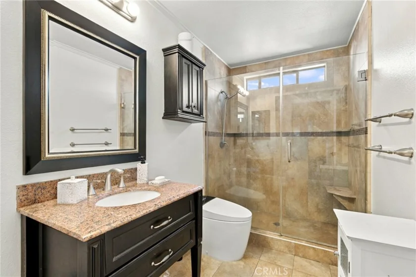 330 Burchett #206 photo 12