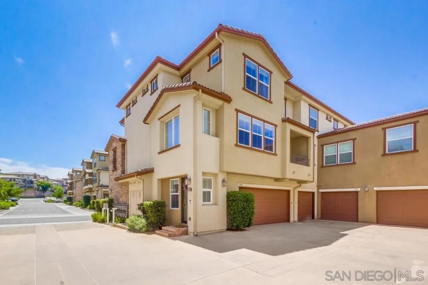 1501 Calabria Street photo 1