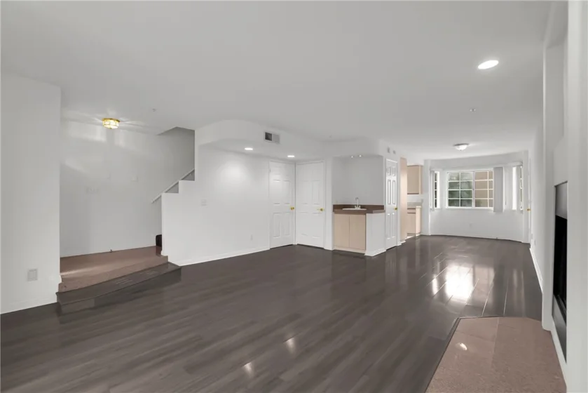 821 N Garfield Avenue #4 photo 3