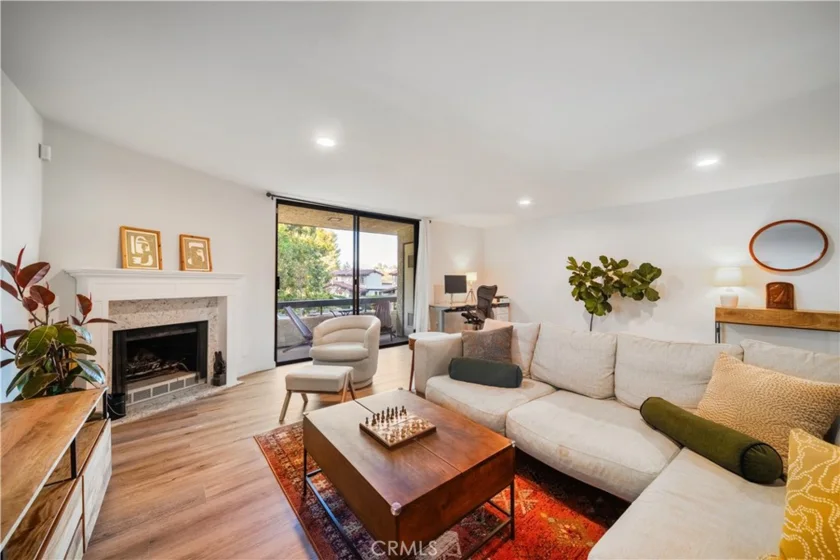 708 Fremont Villas #1 photo 4