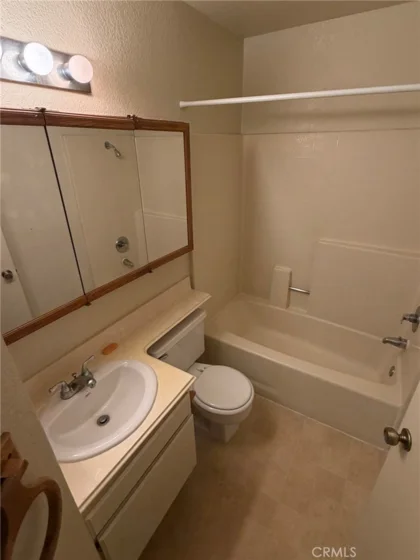 5050 Canyon Crest photo 14