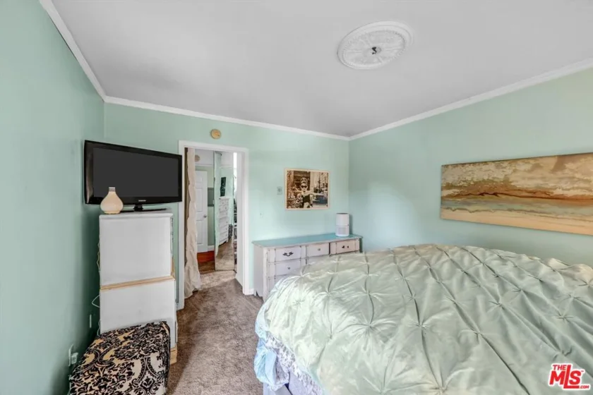 9005 Cynthia Street #102 photo 16