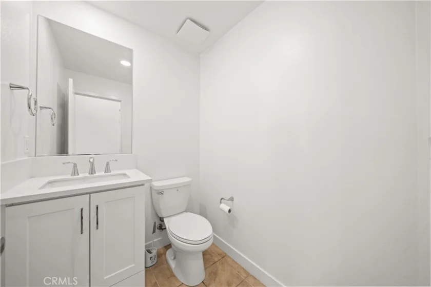155 W La Palma Avenue #2 photo 16