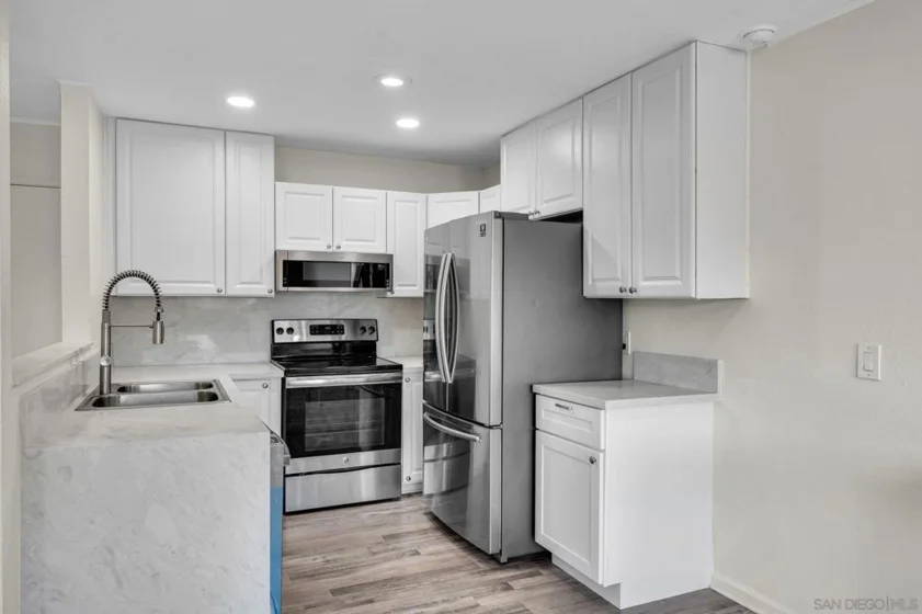 3427 Capalina Road #25 photo 2