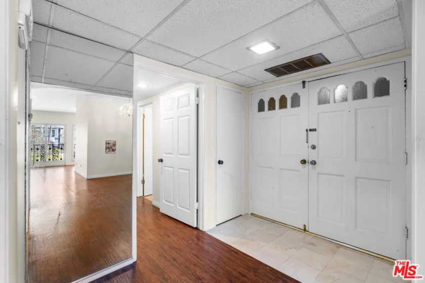 822 S Windsor Boulevard #102 photo 13