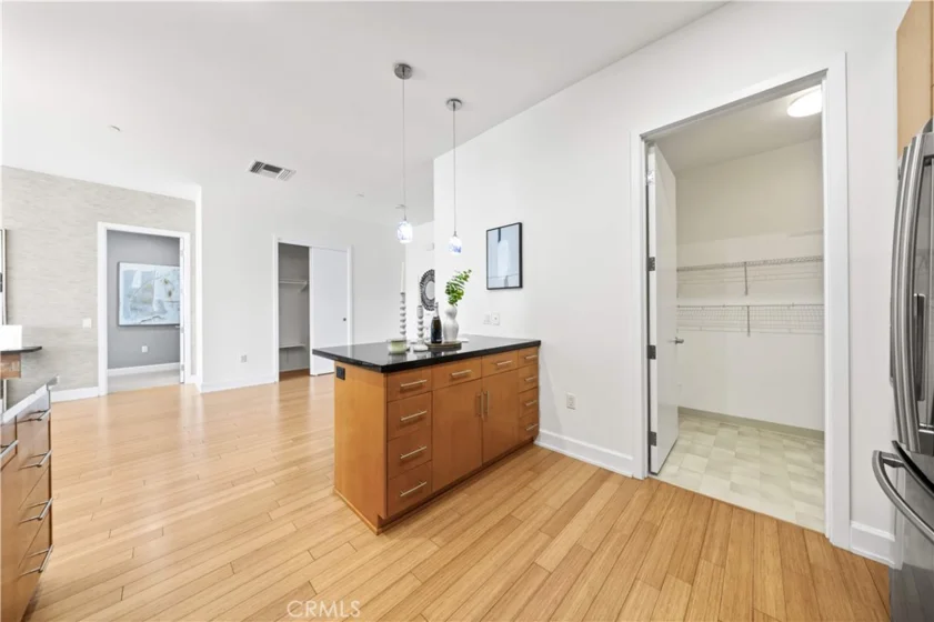 3223 W 6th Street #1006 photo 7