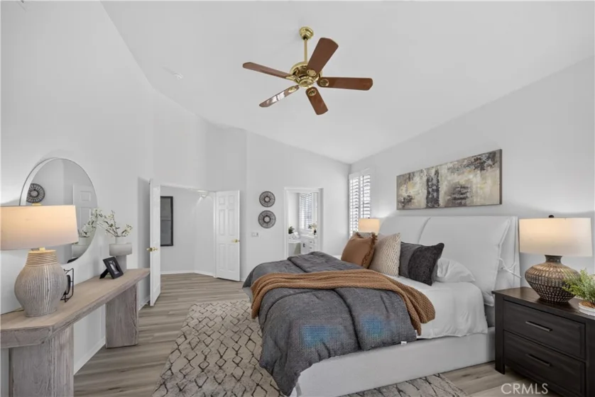 40221 Colony photo 25