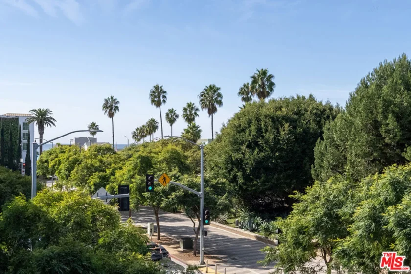1705 Ocean Avenue #311 photo 22