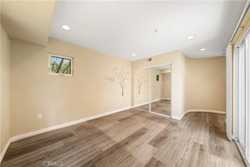 1008 S Marengo Avenue #D photo 18
