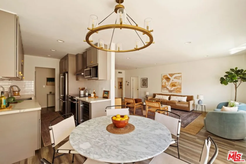 11820 Mayfield Avenue #105 photo 20