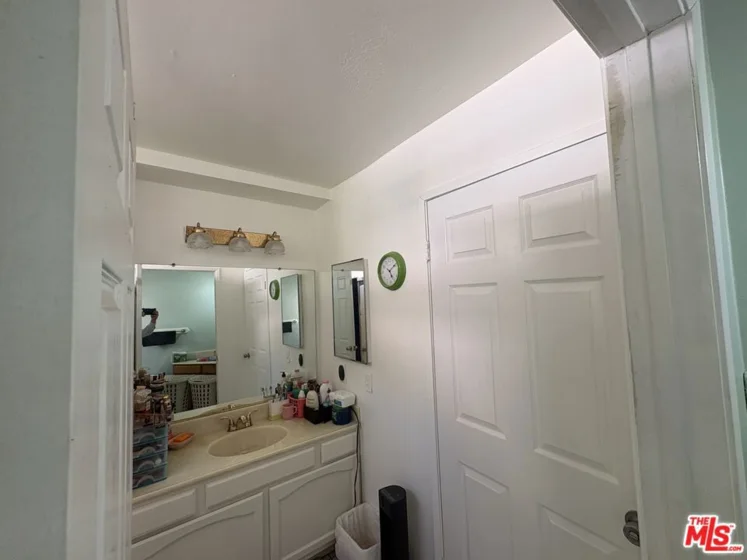 14411 Nordhoff Street #9 photo 32