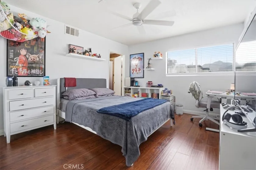 14325 Foothill #9 photo 26