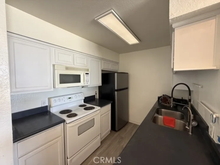1140 E Ocean Boulevard #136 photo 25