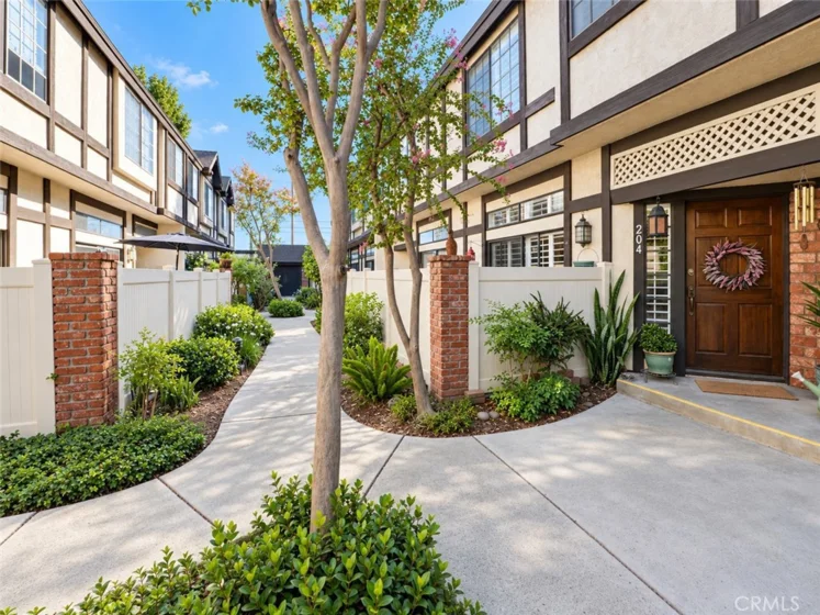 20737 Roscoe Boulevard #204 photo 1