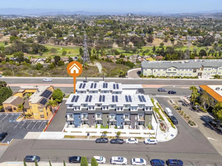2055 S El Camino Real photo 25