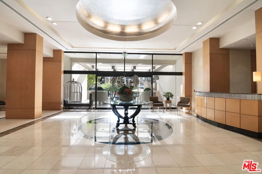 10445 Wilshire Boulevard #502 photo 6