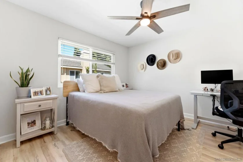 3593 Caminito Carmel Landing photo 12
