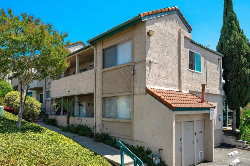3427 Capalina Road #25 photo 3