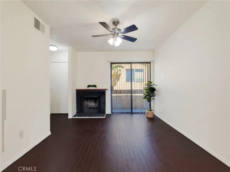 18954 Sherman Way #9 photo 24