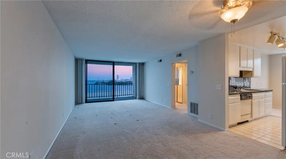 1140 E Ocean photo 15