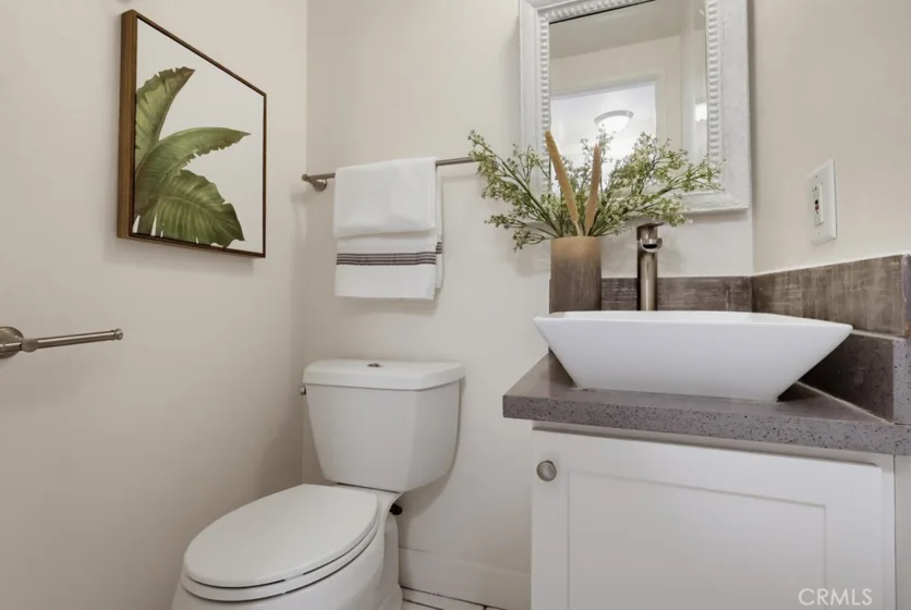 951 Las Lomas Dr Unit 6b photo 5