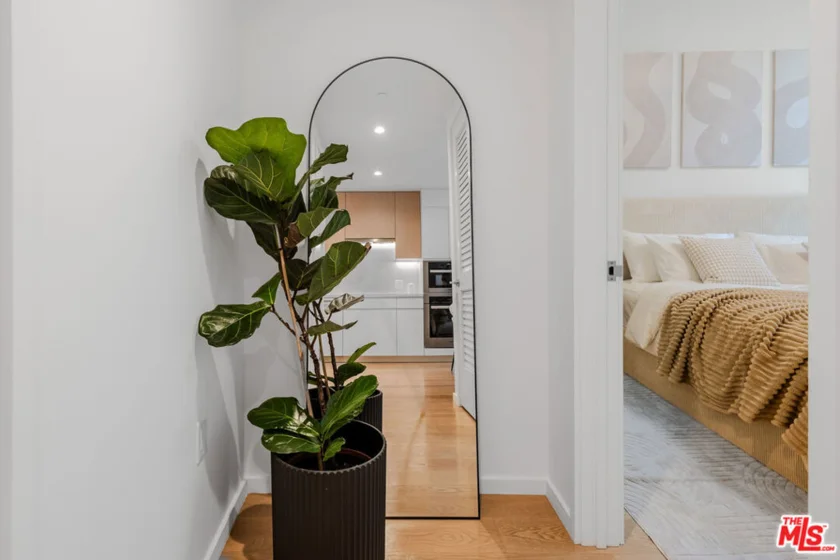 877 Francisco Street #1903 photo 8