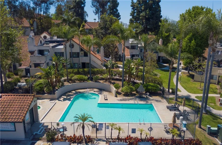 333 N Melrose Drive #E photo 31