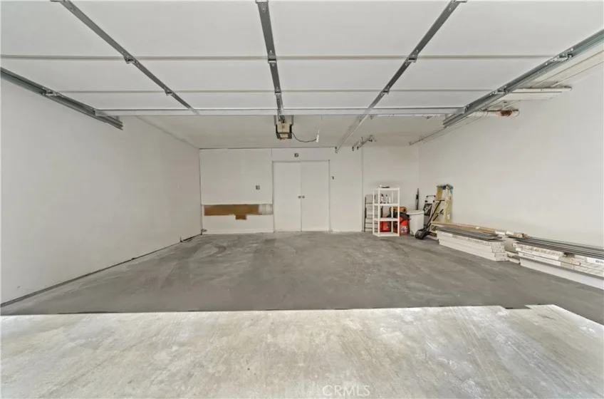 15053 Sherman Way #C photo 27