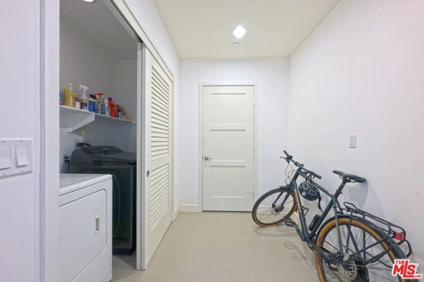 4820 Bellflower Avenue #206 photo 10