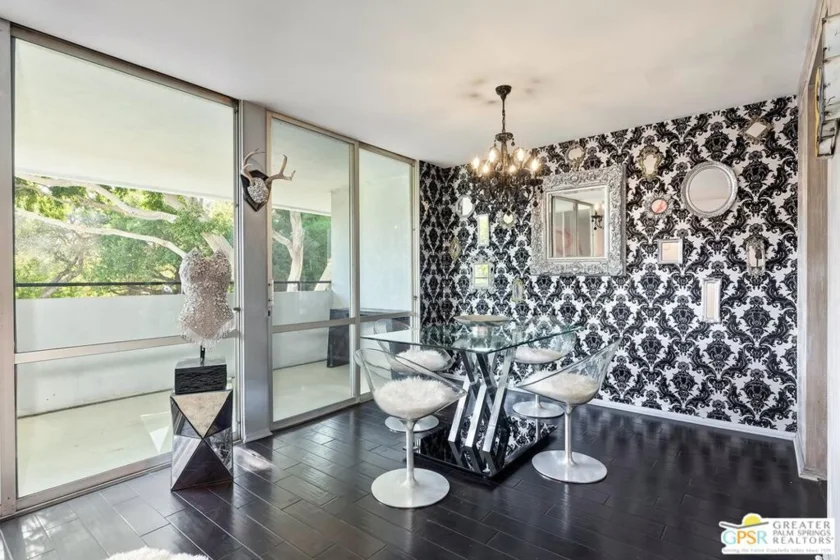 848 N Kings Road #102 photo 5