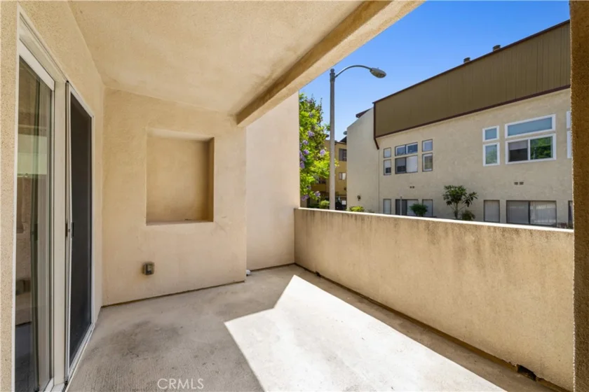 1008 S Marengo Avenue #D photo 38