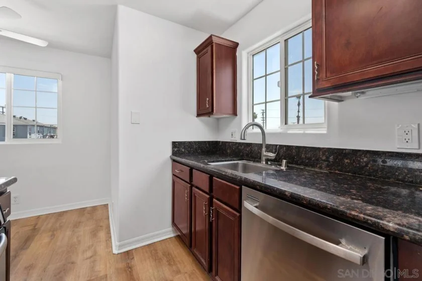 4524 Wilson Avenue #201 photo 8