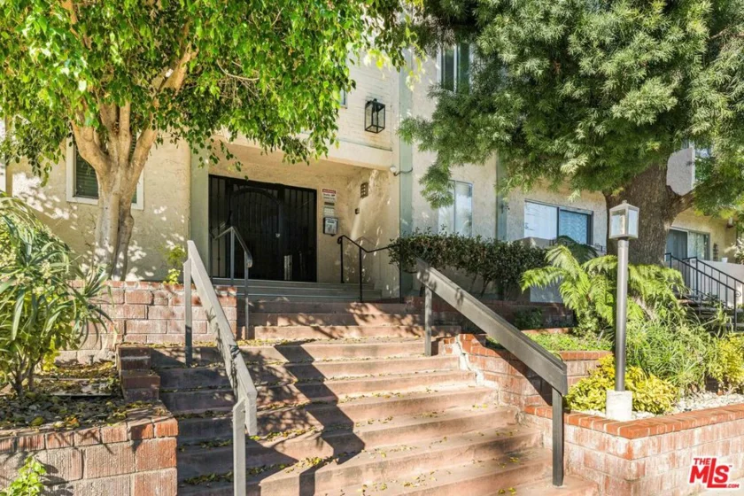 5055 Coldwater Canyon Avenue #217 photo 1