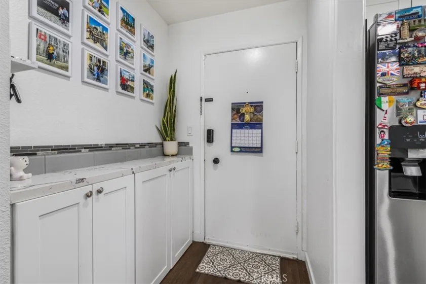 278 N Wilshire #129 photo 6