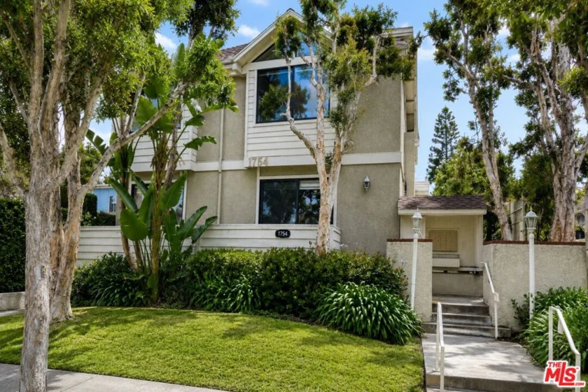 1754 11th Street #101 photo 3