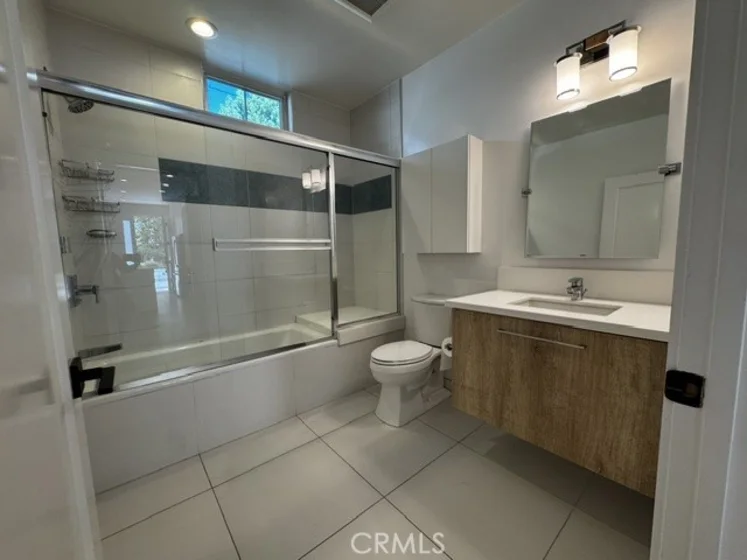 288 S Oakland #103 photo 14