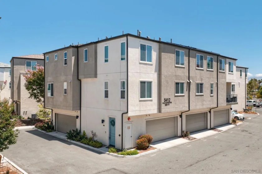 5412 Calle Sandwaves #169 photo 2