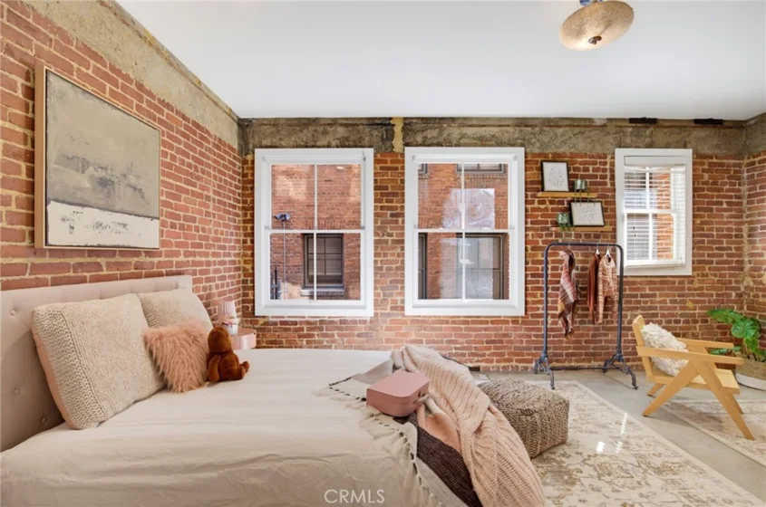 139 S Los Robles Avenue #102 photo 15