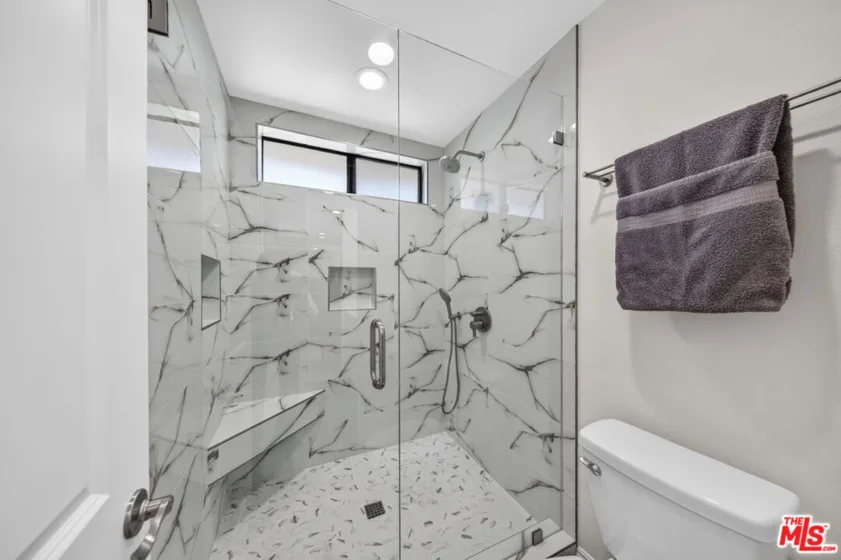 15173 Magnolia Boulevard #F photo 6