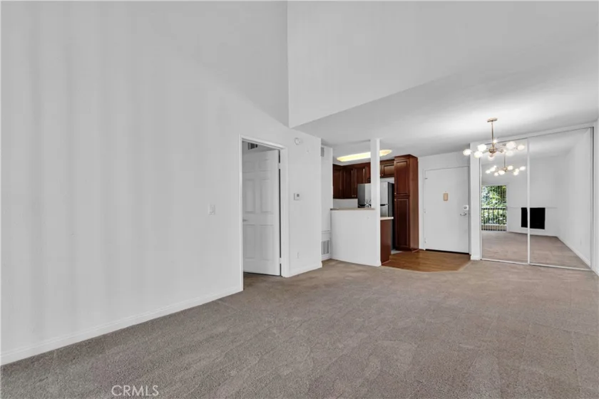 5535 Canoga #332 photo 9
