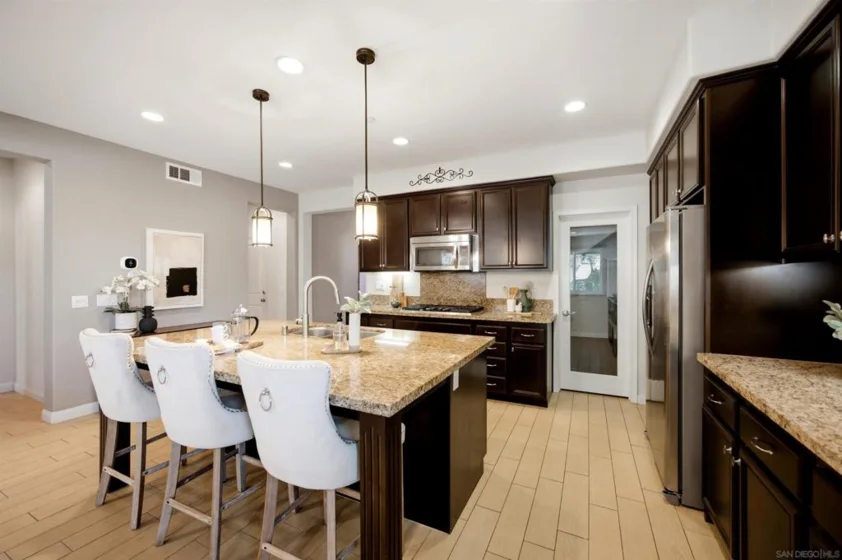 39096 Clear Creek Lane photo 11