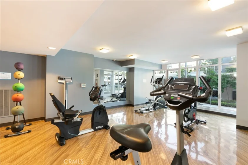 411 W Seaside Way #302 photo 34