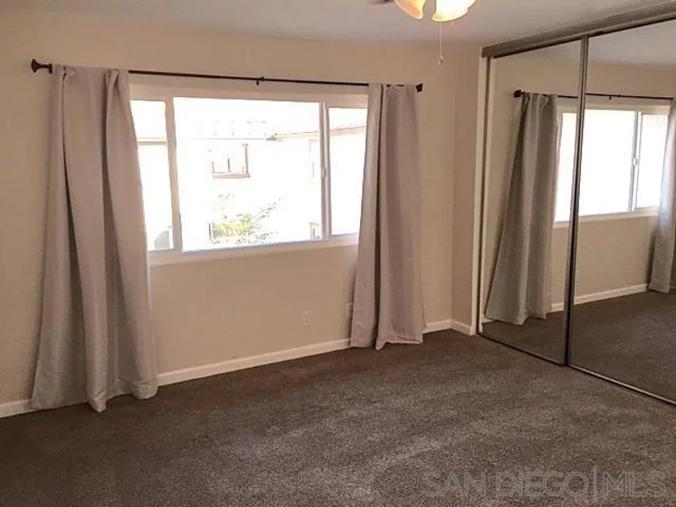 9821 Caspi Gardens #8 photo 5